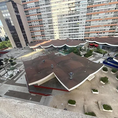 דירה Un Cocon A Deux Pas Du Metro Et Avec Parking Inclus