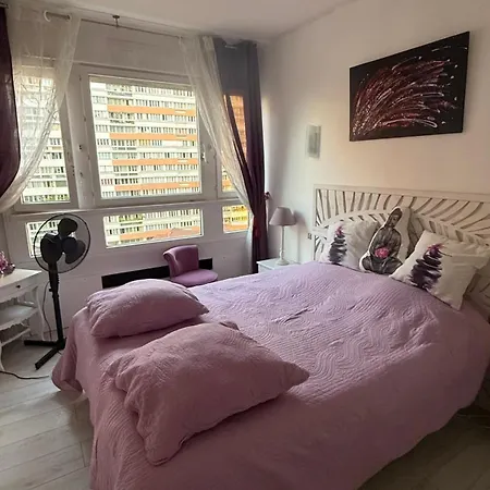 Un Cocon A Deux Pas Du Metro Et Avec Parking Inclus Apartamento